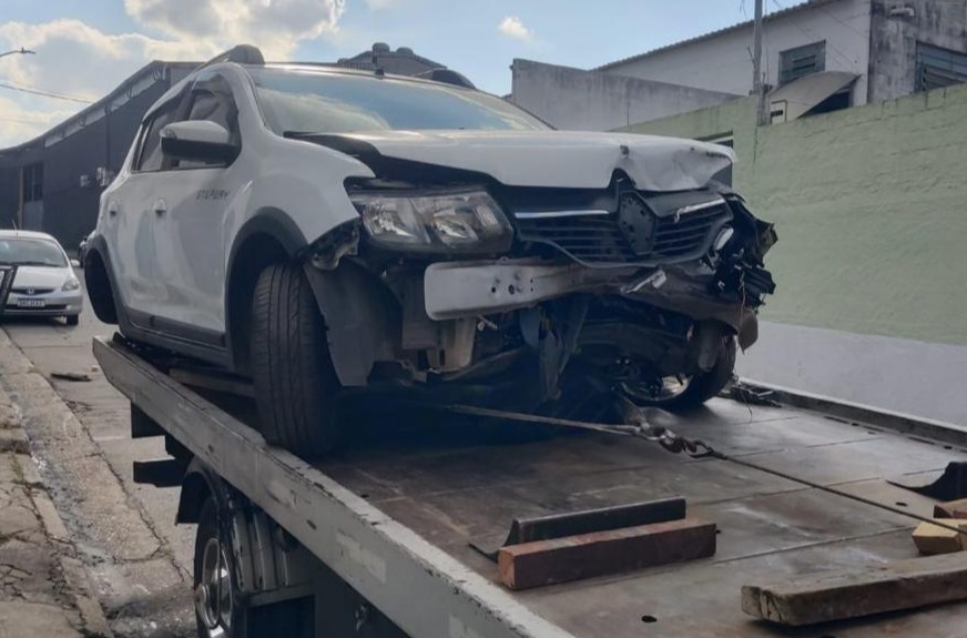 Compra de Carro Batido Ideal - Negócio Compra de Carro Batido Ideal - Negócio